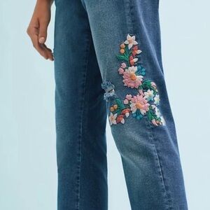 Anthropologie Pilcro & the Letterpress Floral Embroidered Boyfriend Jeans US 30